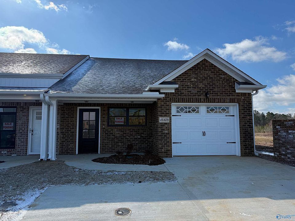 1st image of 26428 Breakers Cir