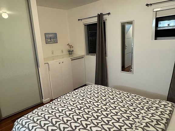 5th image of 1560 Pennsylvania Ave APT 215