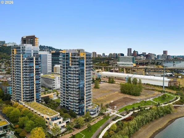 3570 S River Pkwy Unit 1303, Portland, OR 97239