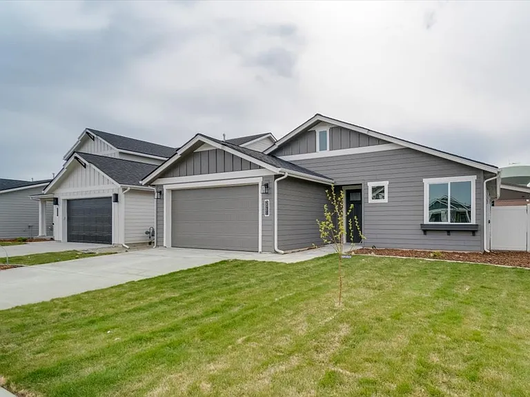 2905 N Corvus St — Photo 3