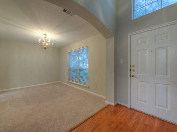 3rd image of 9008 Magic Mountain Ln