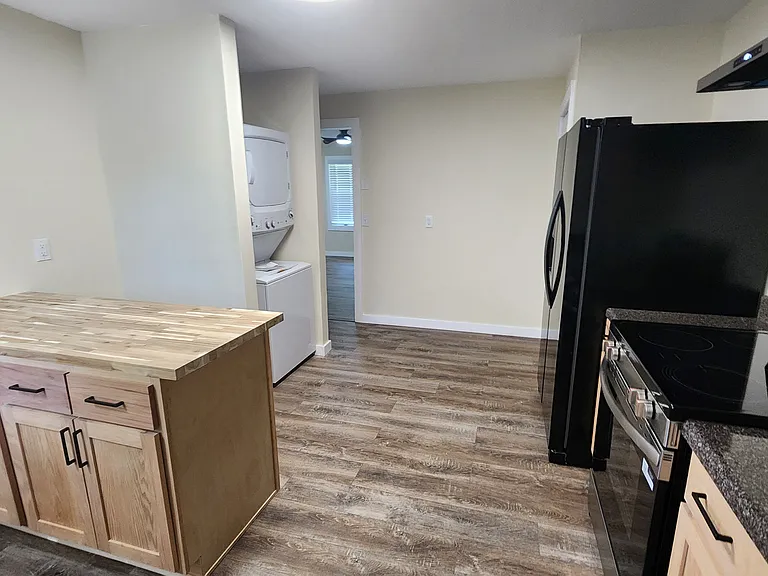 Kitchen looking to dining area.