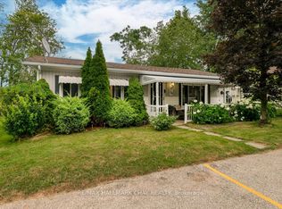 28 Flora Ct, Innisfil, ON L9S 1R4
