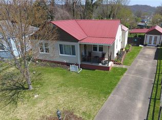 2010 Benedict Cir, Saint Albans, WV 25177
