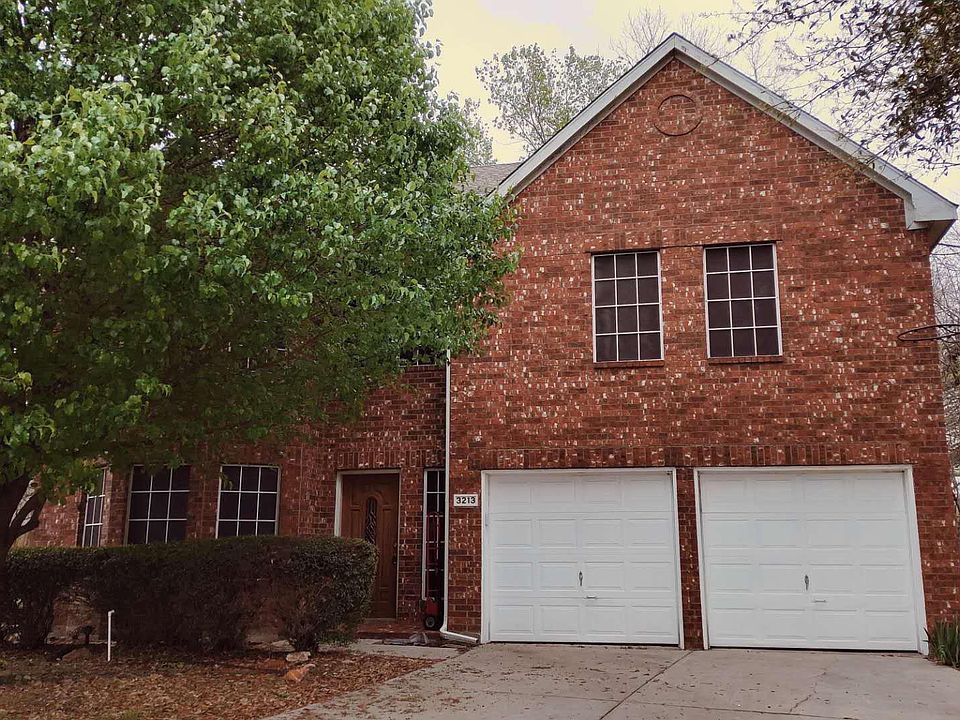 1st image of 3213 Kingsbury Dr