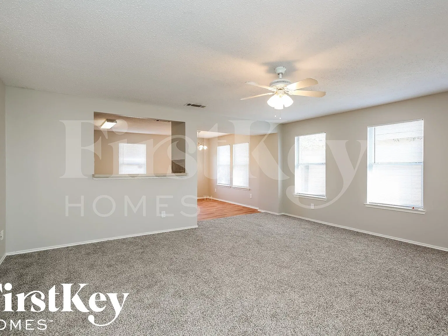 3 bed, 2.0 bath, 1645 sqft, $2,150 — Photo 4