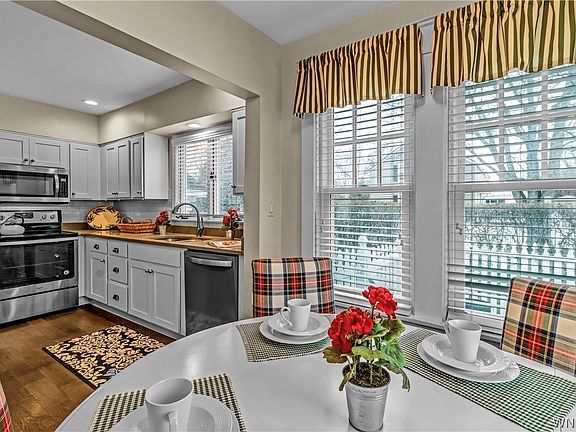 4th image of 114 Highland Dr