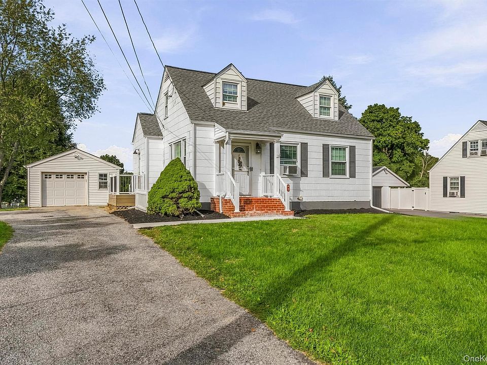 1st image of 3 Kinderhook Drive