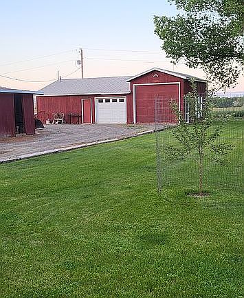 4th image of 1404 Road 4