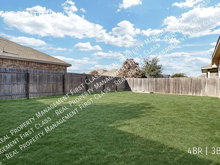 8907 Wyatts Run — Photo 25