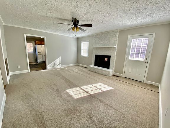 3rd image of 116 Lillians Ln