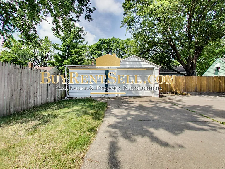 3249 Idaho Ave S — Photo 22