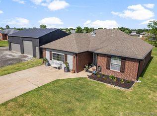 11683 Remington Ct, Collinsville, OK 74021