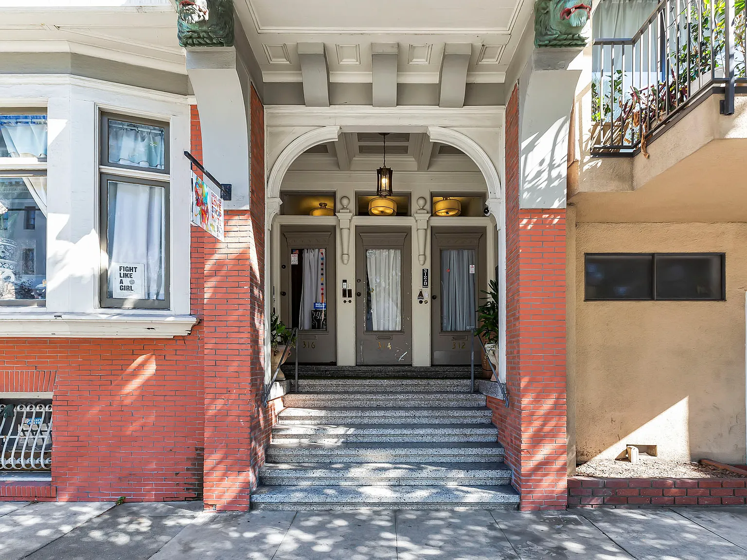 312 Baker — Photo 2