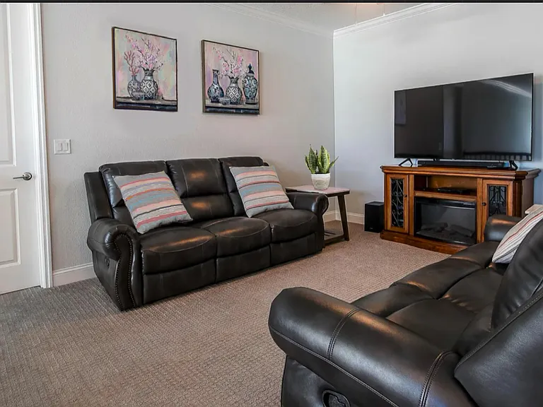 363 Caribbean Pl — Photo 41