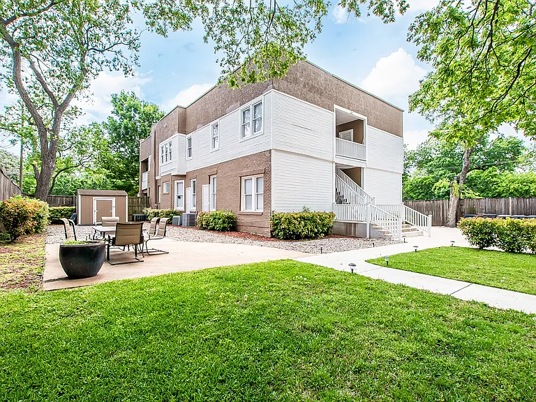 4719 Junius St #1 — Photo 36