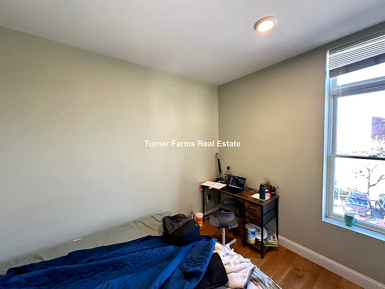 10 Roxbury St #5A — Photo 13