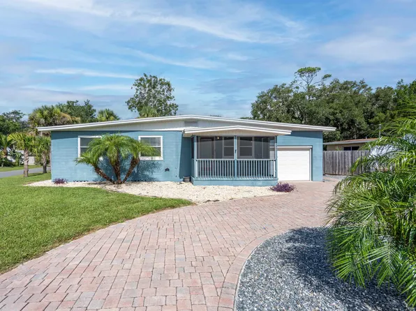 390 Palm Dr, Flagler Beach, FL 32136