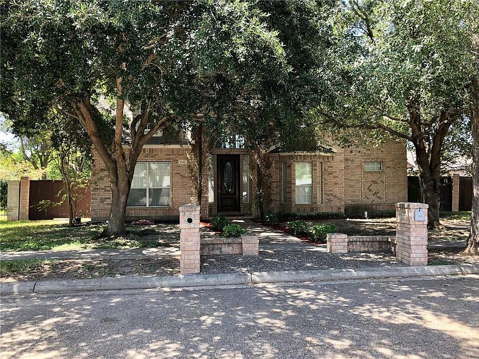 1st image of 3302 El Jardin