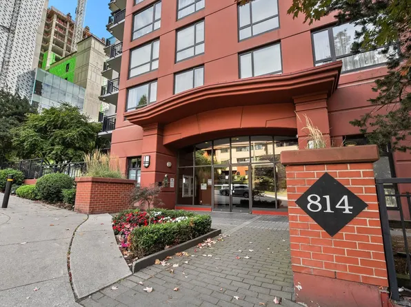 814 Royal Ave #1203, New Westminster, BC V3M 1J9