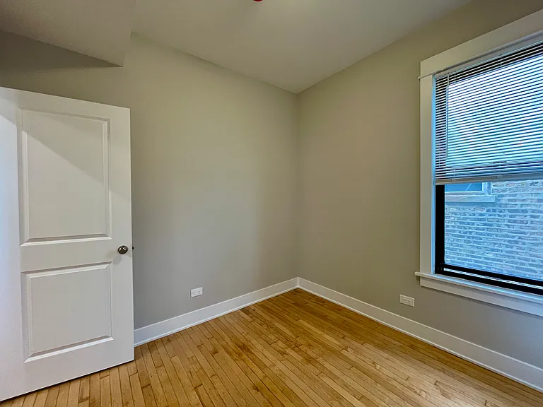 2143 N Keystone Ave #2 — Photo 15