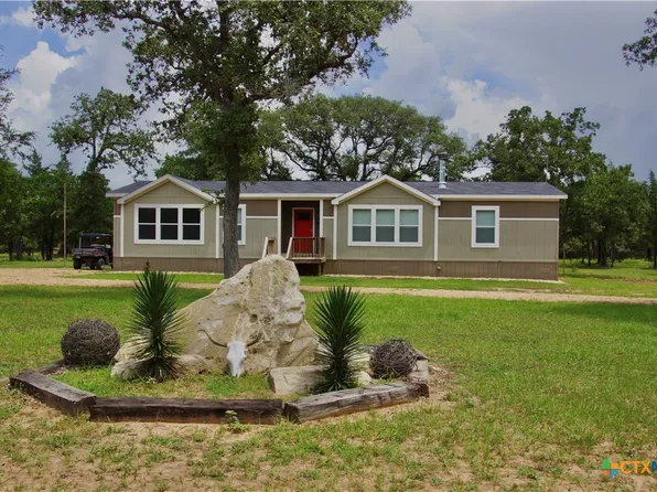 5815 County Road 15, Hallettsville, TX 77964