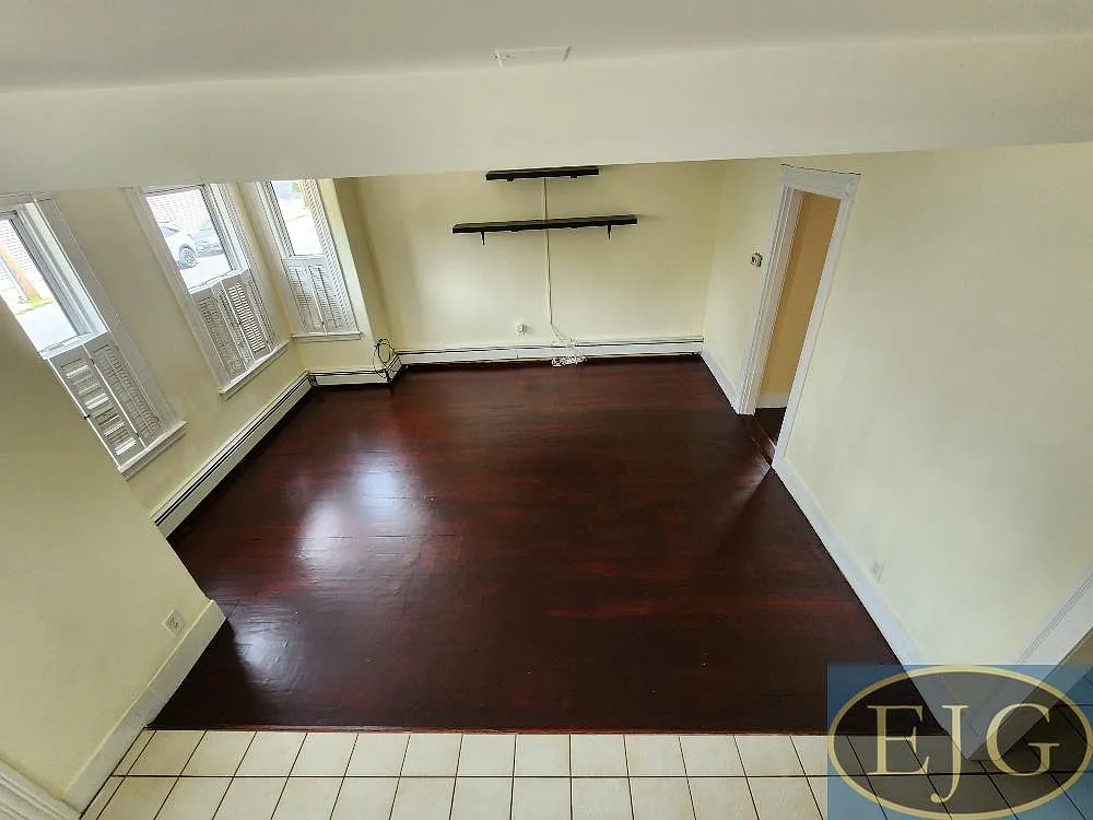 3 bed, $3,500 — Photo 4