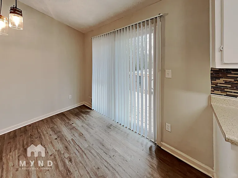 184 Oakland Blvd — Photo 7