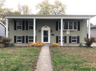 1119 N Indiana St, Griffith, IN 46319