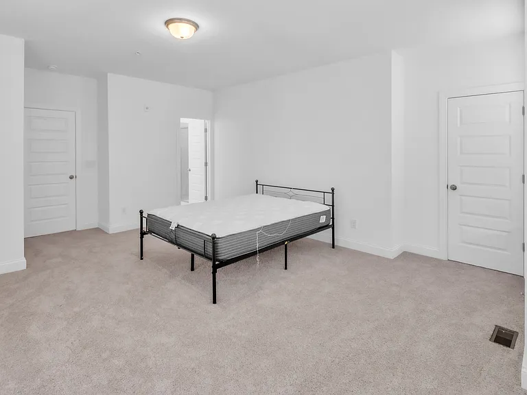1215 Shaw View Aly #101 — Photo 10