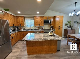 2921 Grizzly Dr, Ashland, OR 97520