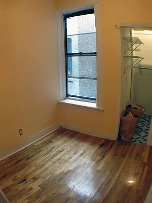 Rented by DSA Realty | media 12