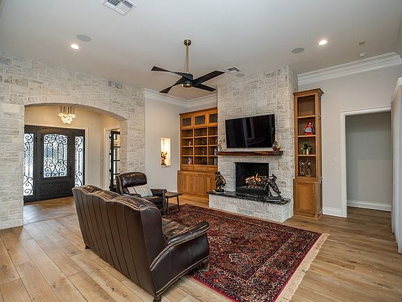 5th image of 5313 Enclave Ct