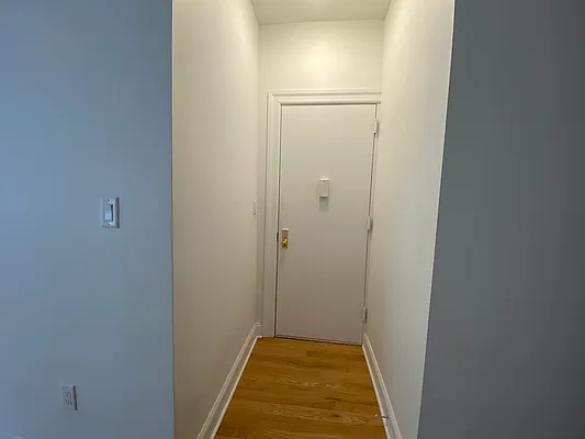 Rented by Compass | media 11