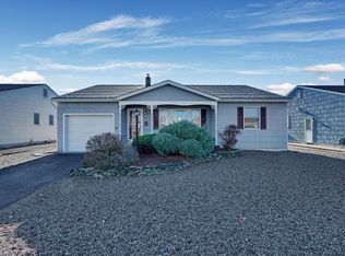 18 Mapleton Rd, Toms River, NJ 08757