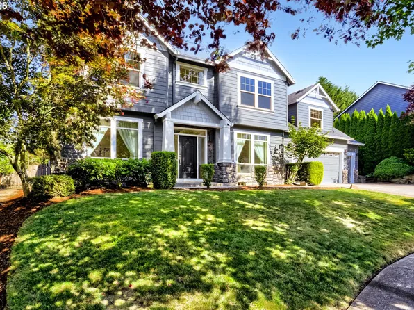 13109 SE Snowfire Dr, Happy Valley, OR 97086