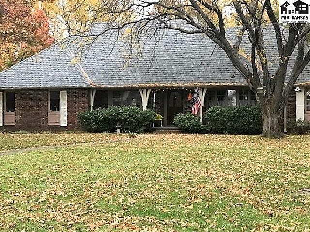1st image of 2723 Heather Pkwy