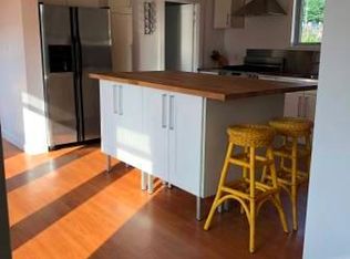 10 Auburn Ave, Somerville, MA 02145