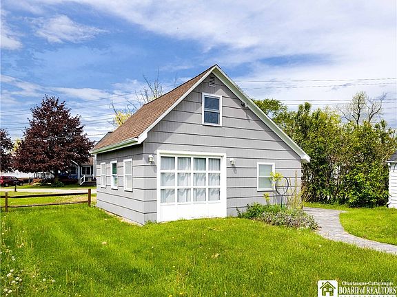2nd image of 12943 Alleghany Rd