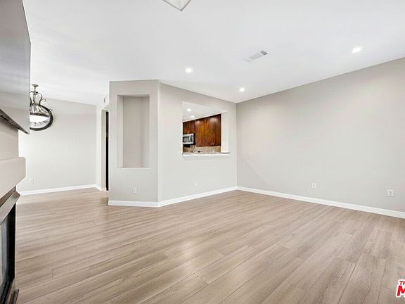 4th image of 28955 Oak Spring Canyon Rd Unit 4