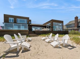 14 Peconic Cres, Hampton Bays, NY 11946