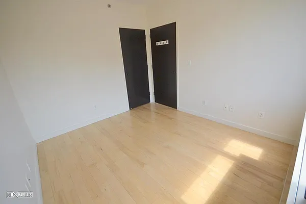 Rented by Corcoran | media 21