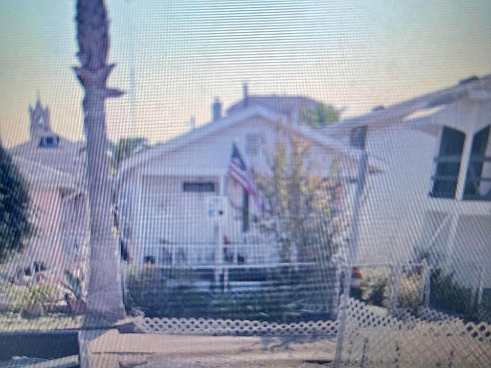 1st image of 3409 Sealy St