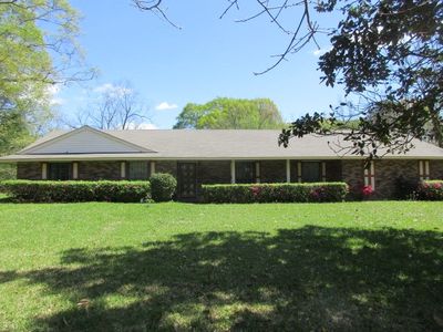 4222 Henderson Rd, Jackson, MS, 39272