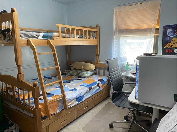 5th image of 21 W Mill Dr APT 6C
