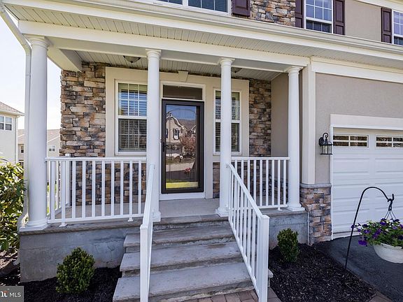 3rd image of 509 Bonnie Ln