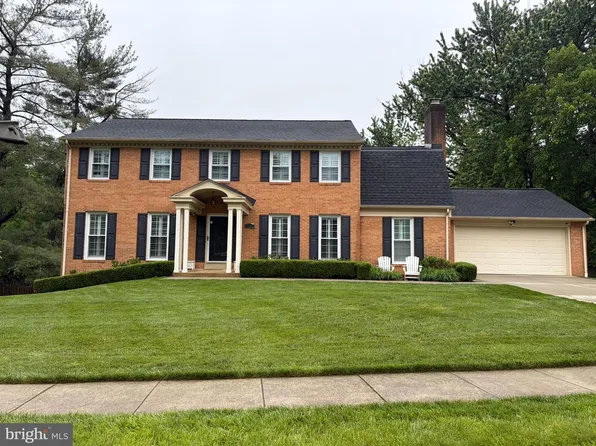 1451 Trombone Ct, Vienna, VA 22182
