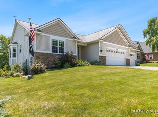 3254 Primrose Dr, Hudsonville, MI 49426