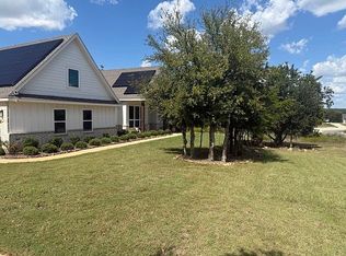 1045 Churchill Ln, Millsap, TX 76066