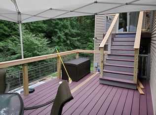 29 Woodmont Dr, Mansfield, CT 06250